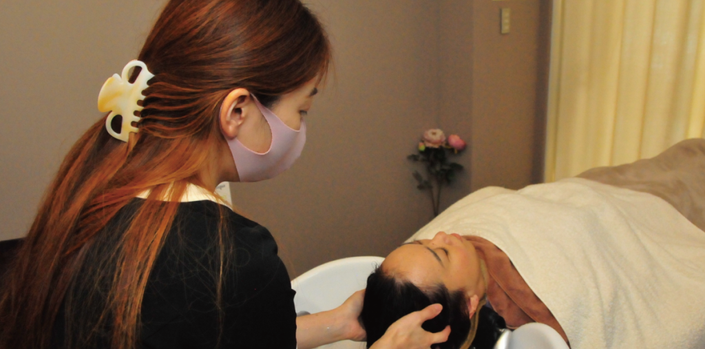 クイニースタッフ